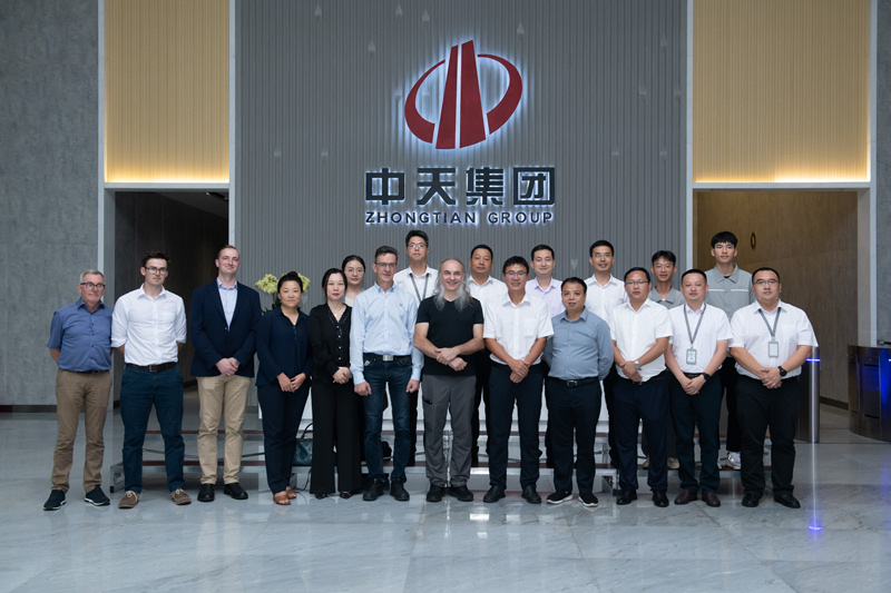 7企業(yè)參觀合影.jpg