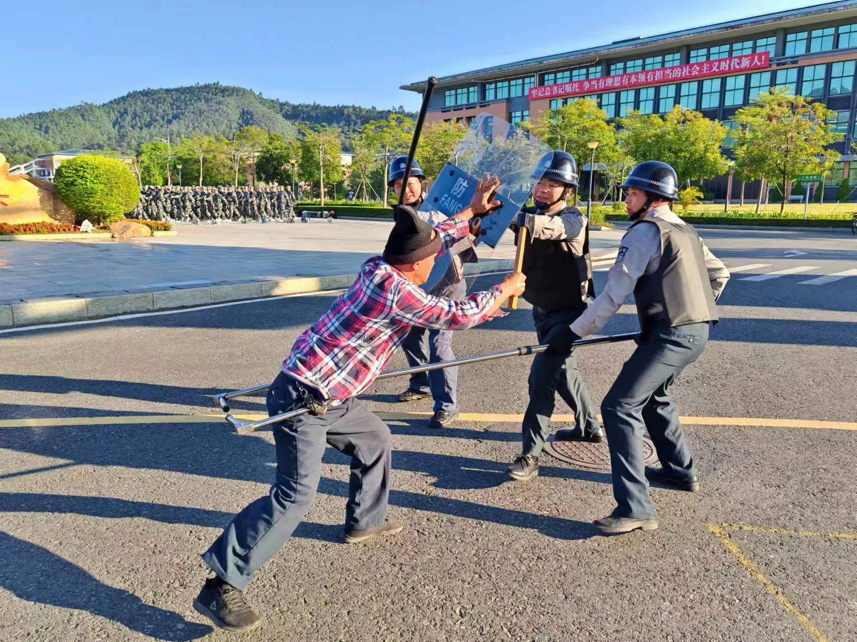 防暴恐演練2.jpg